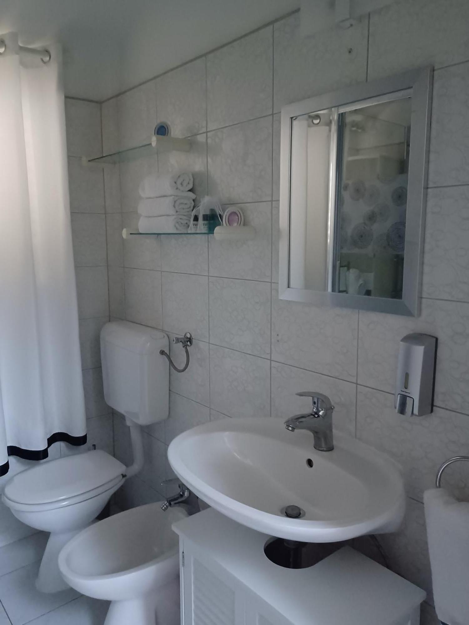 Vacation Home Viducic Dragove Eksteriør bilde